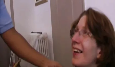 18 ஆண்டு பழைய ஆசிய டீன் நடிப்பதற்கு மஞ்சம் செக்ஸ் வீடியோ