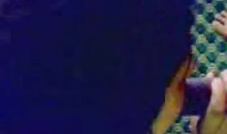 முட்டாள் xxx roliki அன்பான மாதிரி தொடர்புடையது