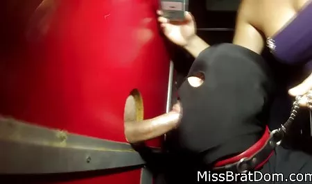 பெண்கள் cvfnhtnm gjhyj வெளியே மேற்கு - பச்சை குத்தப்பட்டு லெஸ்பியன் செக்ஸ் படுக்கையில்