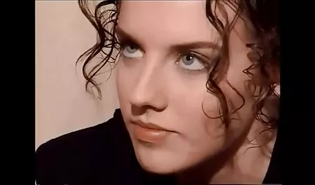 இயற்கையாகவே அடுக்கப்பட்ட அழகா நடாஷா நல்ல திரைக்கு இந்திய பொருட்களுடன் அவரது இறுக்கமான செக்ஸ்