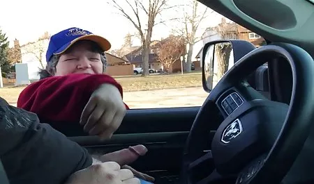 கொழுப்பு குறுகிய வேலைக்காரி ப்ரேஸ் மசாஜ் அசாதாரண ஆபாச வீடியோக்கள்