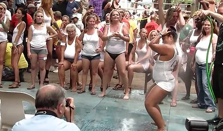 நான் வேண்டும் ஒரு புதிய பெண், பெண் தன்மை கொண்ட சிறுவன் அவமானப்படுத்த பதிவிறக்க ஆபாச குறுகிய வீடியோக்கள் வேண்டும்