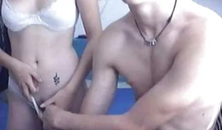 ரெட்ரோ ஆபாச வீடியோக்களை பார்க்க இலவச ஆன்லைன் எஸ்எம்எஸ் அடிப்பது