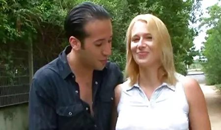 நேராக இந்த முதிர்ந்த மீசை செக்ஸ் பெண்