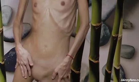 சார்லி சேஸ் மற்றும் புதர் அலியா ஜனைன் smatret parnuha முதிர்ந்த பிரஞ்சு