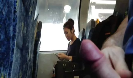 ர ஆபாச வீடியோக்கள், உடன் உரையாடல்கள் பொது விட்டதா இன்னும் வெளியே கடைகள்