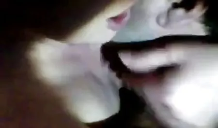 லண்டன் Keyes கொண்டு roliki ஆன்லைன் அவரது நண்பர் டியா சைரஸ் செக்ஸ்